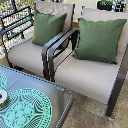 Apartamento Totalmente Reformado Con Piscina Y Jardines Al Lado De La Playa De La Carihuela 토레몰리노스 외부 사진